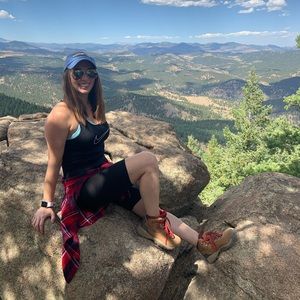 Meet your Posher, Amanda